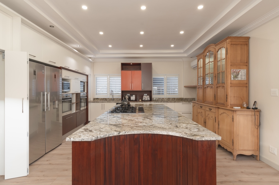 5 Bedroom Property for Sale in Greenways Golf Estate Western Cape